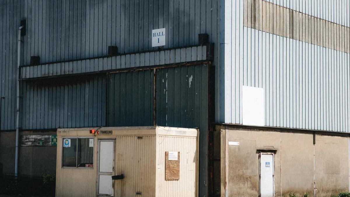 Commercial building with a small office and a large workshop space